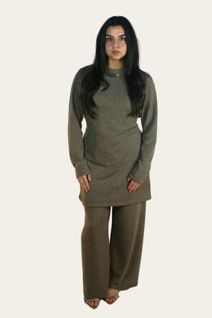 Warm Knitted Co-ord set with belt